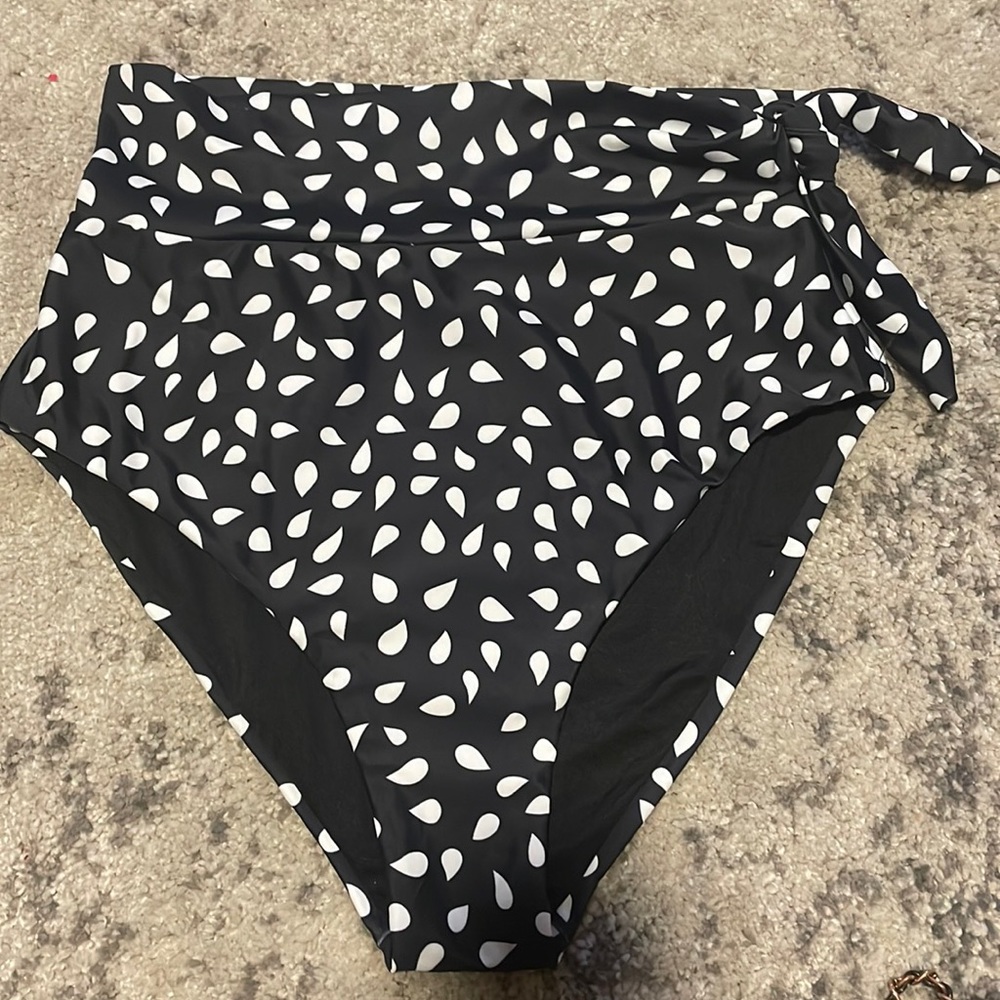 Hi Waisted Bikini Bottoms